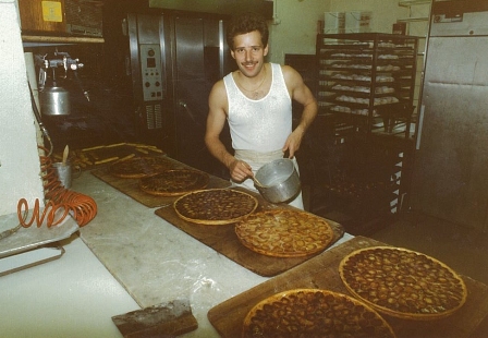 Gerhard in der Produktion von der Rue du Rhône in Sitten